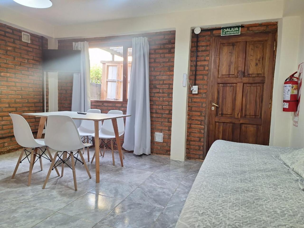 Departamentos Centro El Calafate Appartement Buitenkant foto